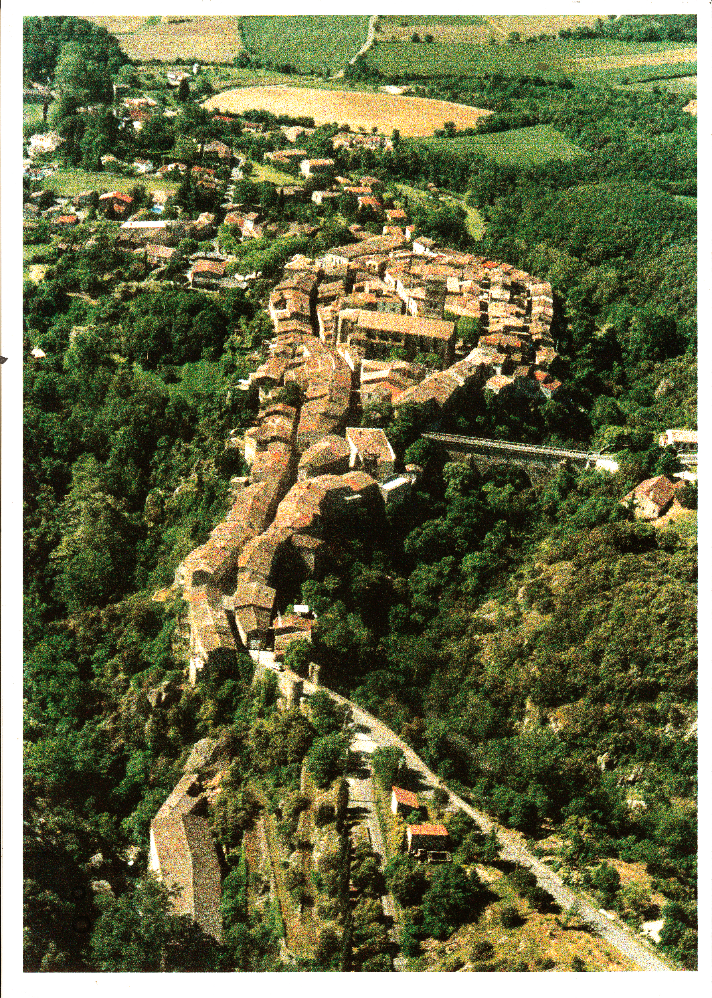 MONTOLIEU village corrected